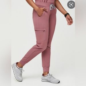 Figs Mauve Large/Tall Zamoras